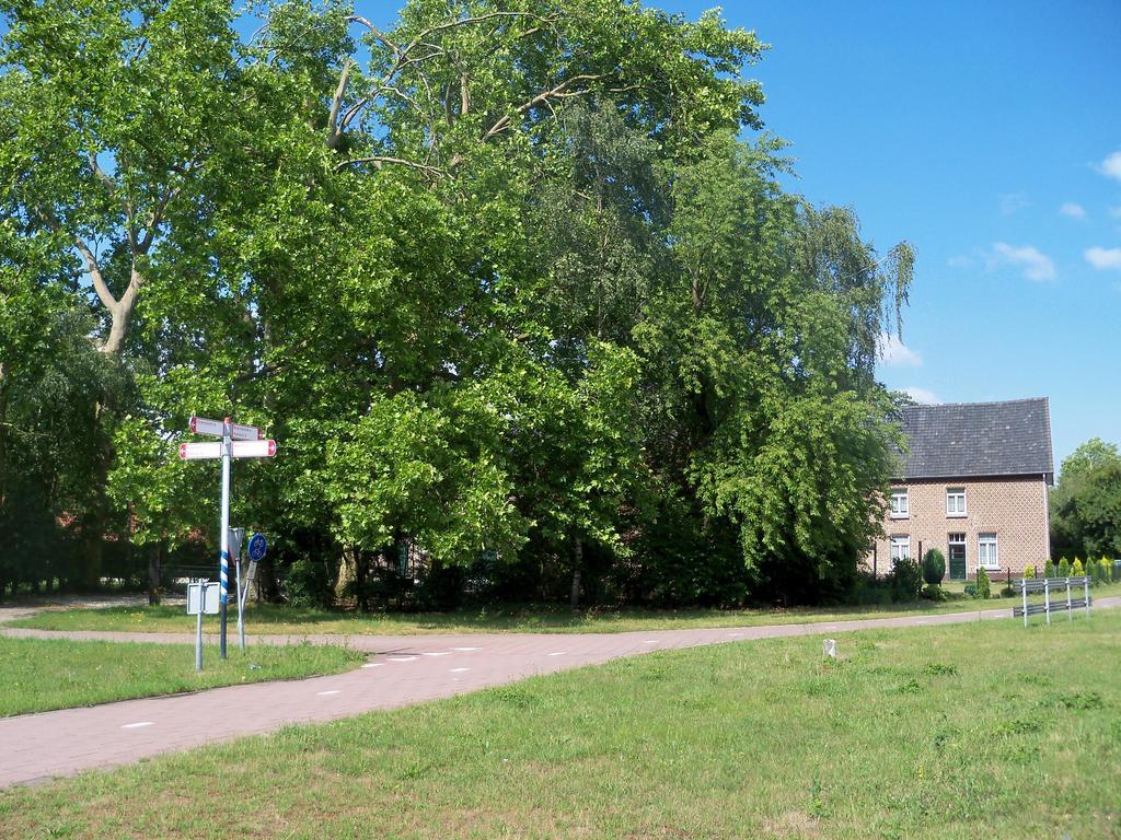 Bed and Breakfast Hoeve Heidonk Horn Экстерьер фото